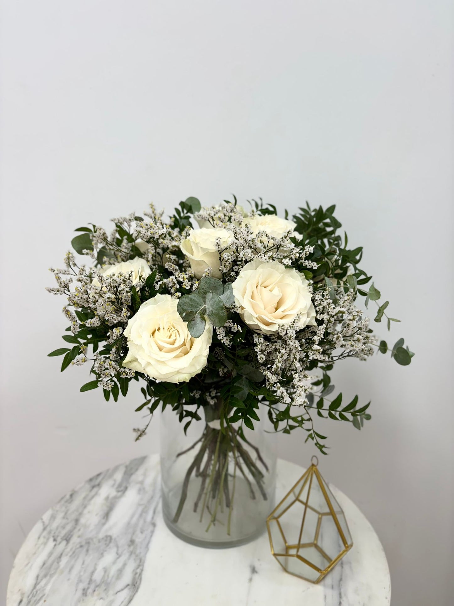 Ramo de rosas blancas