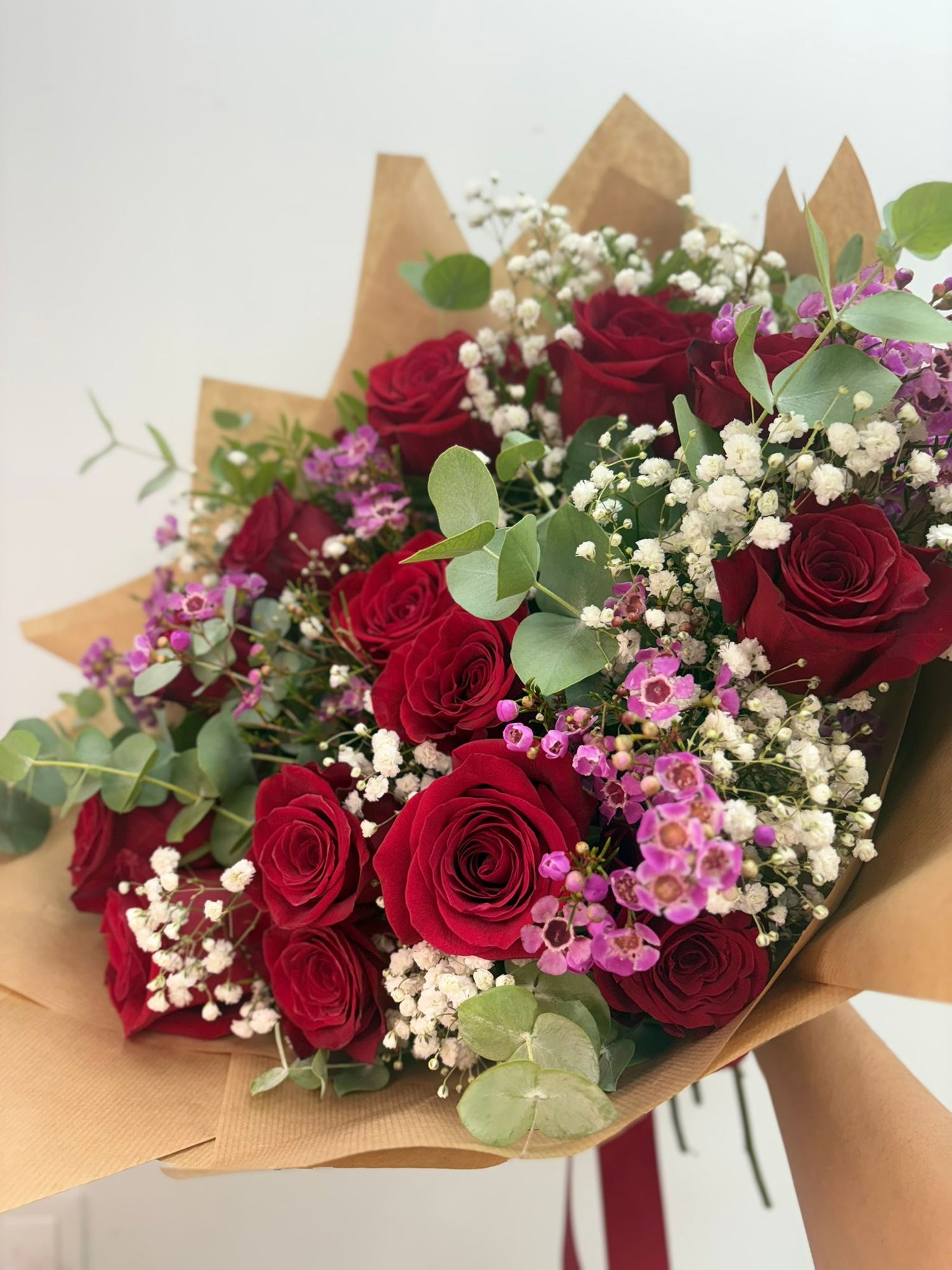 Flores para regalar a tu mujer en el día de aniversario de bodas y dejarla con la boca abierta.