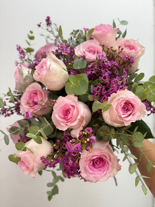Ramo de rosas rosas