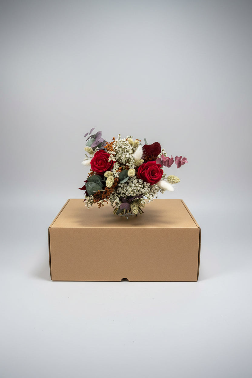 Ramo con rosas eternas