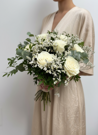 Ramo de rosas blancas
